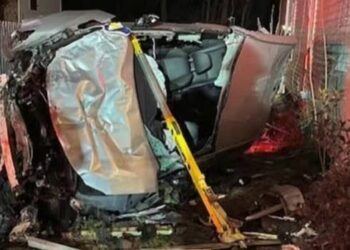 Car Crashes Into Abington Home