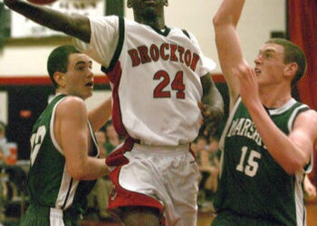 Brockton Boxers Set to Face Marshfield Rams in Key Boys Basketball Matchup