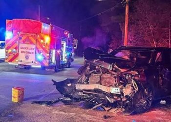 Crews in Duxbury Respond to Serious Crash With Multiple Injuries