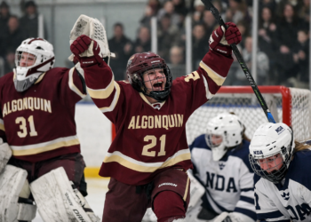 Algonquin Girls Hockey Tops Notre Dame-Hingham in Thrilling Late Finish