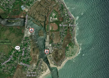 Scaled-Back Brant Rock Project Faces Fierce Pushback at Marsfield Zoning Meeting